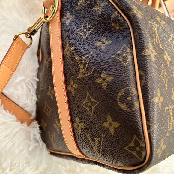 SOLD…… SOLD……..SOLD…….Louis Vuitton Speedy 30 Bandouliere - Picture 2 of 7